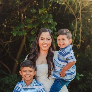 Meet your Posher, Nirya